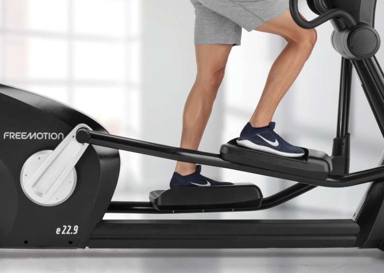 Freemotion-New-Cardio-22-Series_e22-9-ELLIPTICAL-Image-Callout-Large-870x620-c.jpg